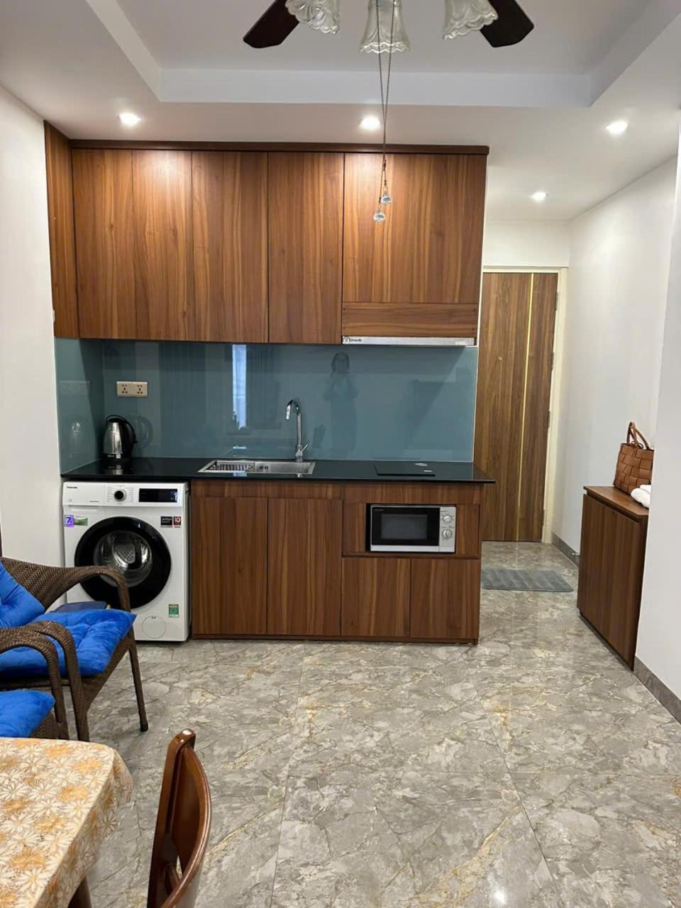 Royal Hotel & Apartment Da Nang Exterior photo